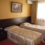 House Aparthotel 3*