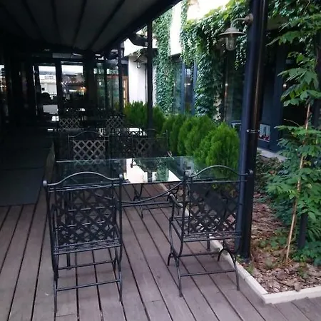 House Aparthotel