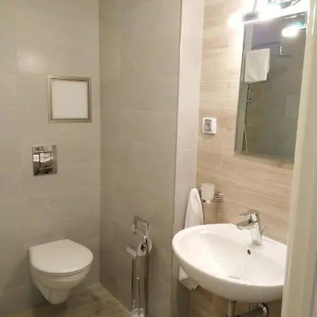 House Aparthotel